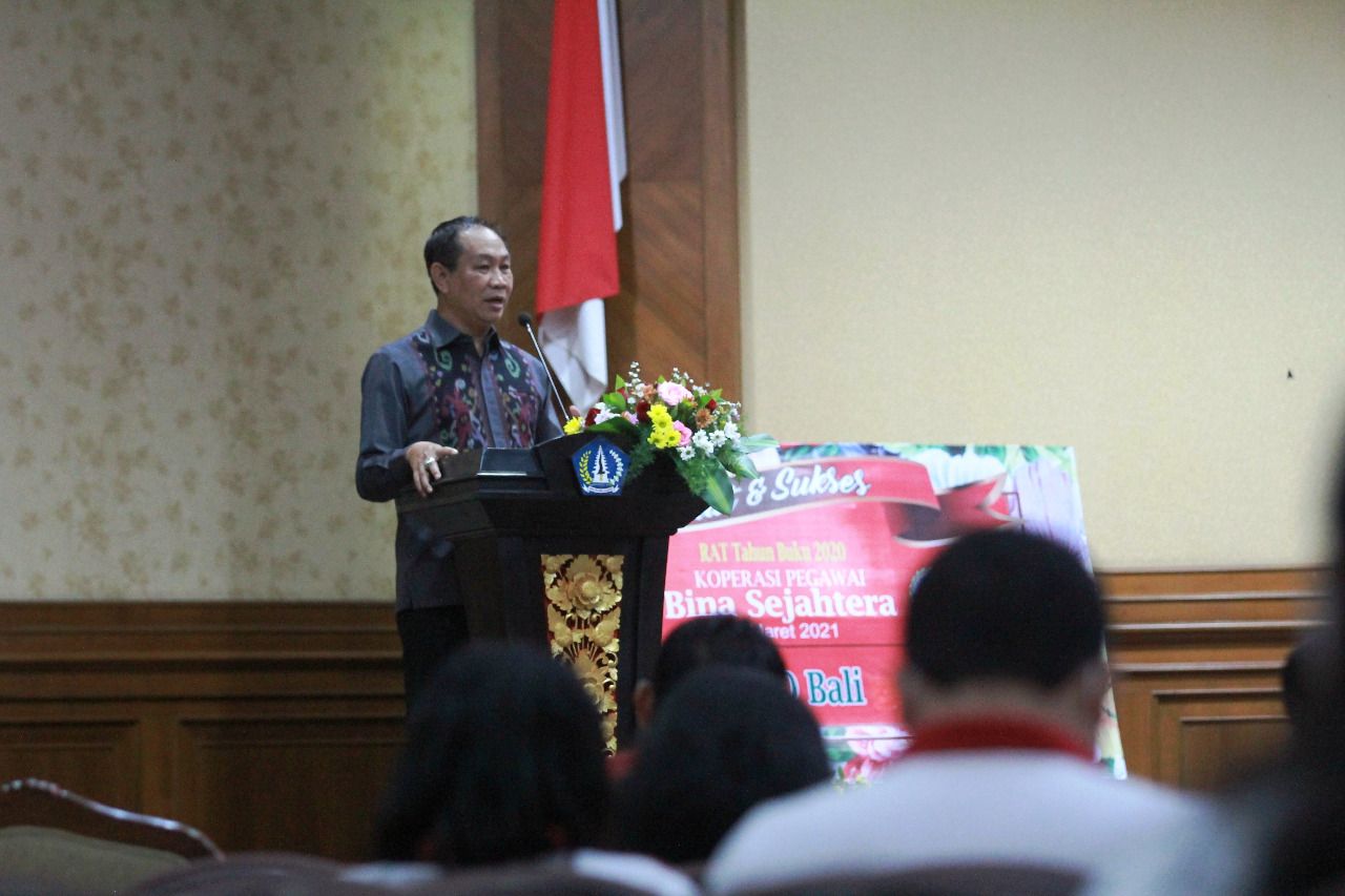 podiumnews.com-Wabup Suiasa: Koperasi Harus Sehat Manajemen, Orang dan Uang